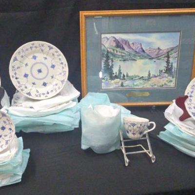 Bo390 churchill china set finlandia swirl rim england