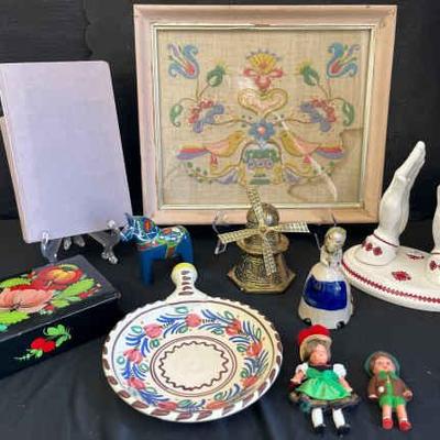 Bo362 scandinavian collectibles and decor
