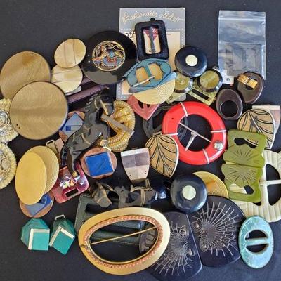 Bo435 vintage buckle mystery lot 2
