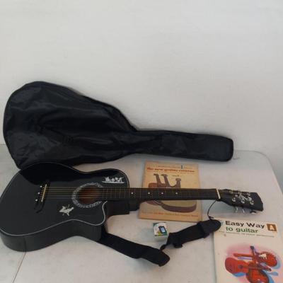 Beginner Guitar with 2 Books in Nylon Bag & Box