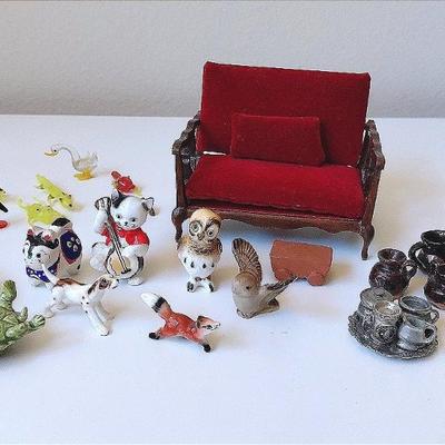 Lot of minatures