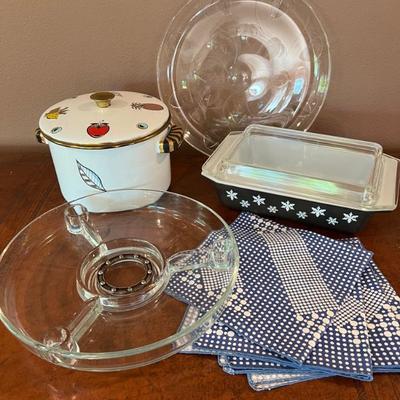 Pyrex vera, platters and more