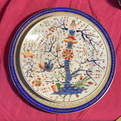 12 blue ovingtons dinner plates and 4 english crown dessert plates