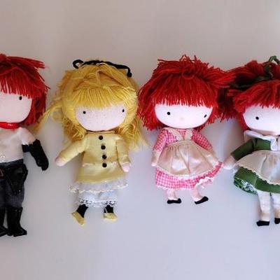 Vintage 1960s pocket dolls joan walsh wolfpit anglund