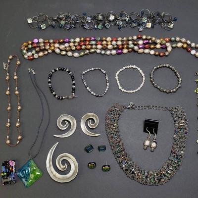 Costume Jewelry: Necklaces, Earrings, More - Lot 2