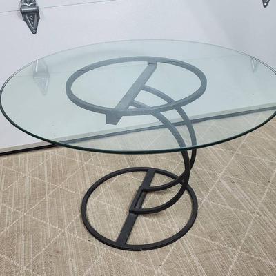 Glass Table with Metal Base 32x20