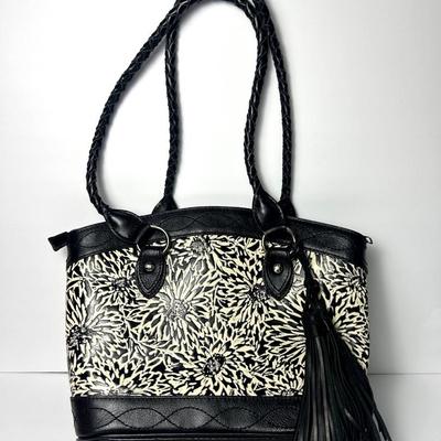Patricia Nash Sortos Leather Purse 