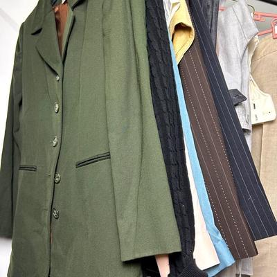 Womens Proffesional Attire - Tommy Bahama, Cartonnier + (size XS-S, 2-4)