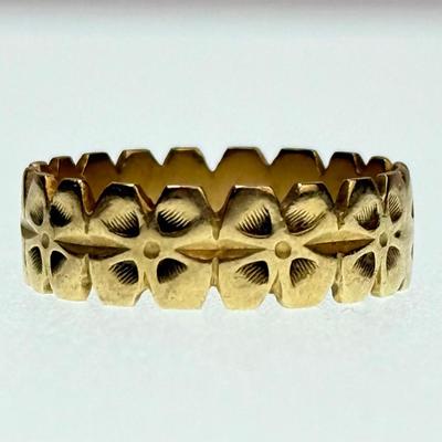 14K Gold Flower Band Ring - Size 6.5
