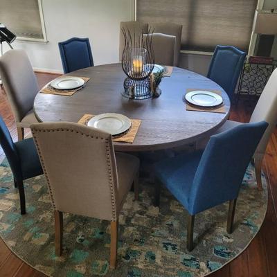 Bassett Dining Table And Nantucket Distributor Chairs