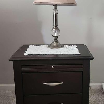 Bassett Nightstands With Lamps