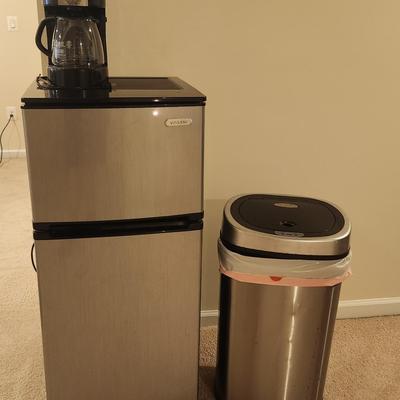 Vissani Mini Fridge And More