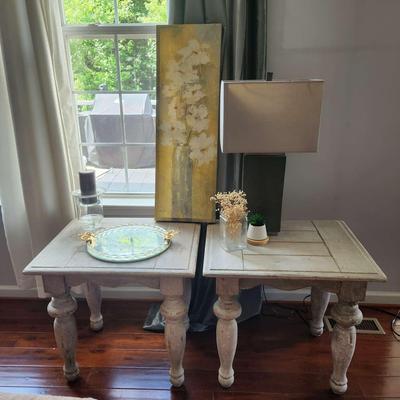 Shabby Chic End Tables And Decor 