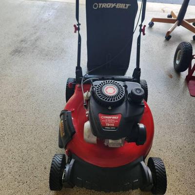 Troy Bilt Lawnmower 