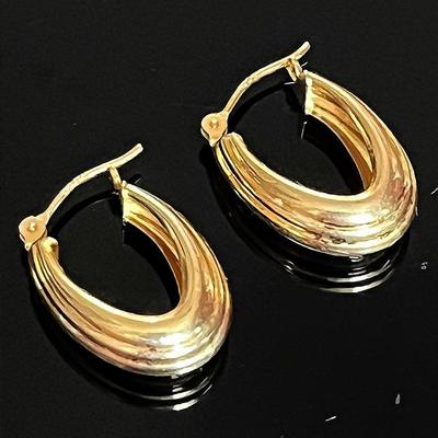 14K Yellow Gold Ribbed Hoop Earrings 