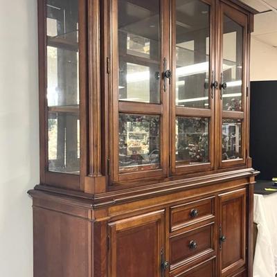 Lighted Cabinet, Walnut Finish
