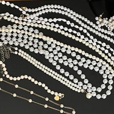Faux Pearl Jewelry (8)