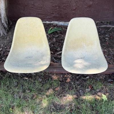 Herman Miller MCM Fiberglass Tandem Bench Chairs (Group C, 4 Seats)