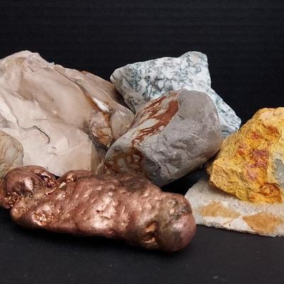 Collection Of Decorative Stones With Agate, Native Copper, Geode And More.
