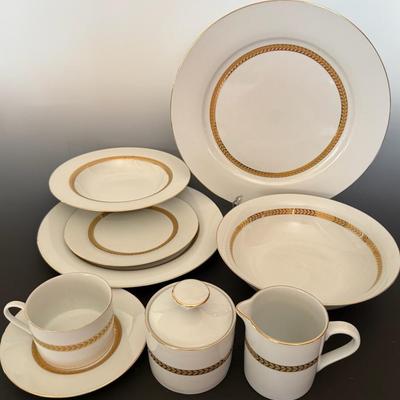 Retroneu Imperial Gold 22KT China Set (84 Pieces) Plus Optional Glasses