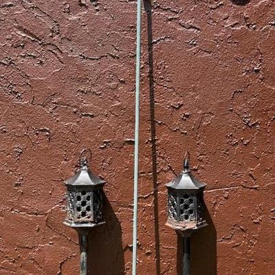 Outdoor Metal Decor With Double Shepherd’s Hook and 2 Cast Iron Pagoda Lanterns