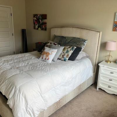 Sale Photo Thumbnail #61