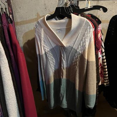 Sale Photo Thumbnail #122