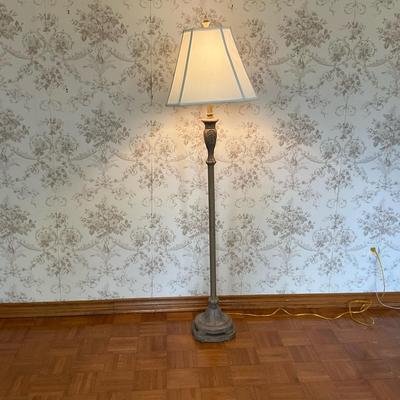 Classic Floor Lamp