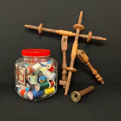 Weaving, Sewing, Needlepoint And Textile Collectibles