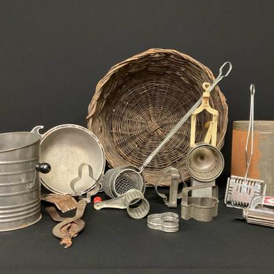 Vintage Kitchen Gadgets 
