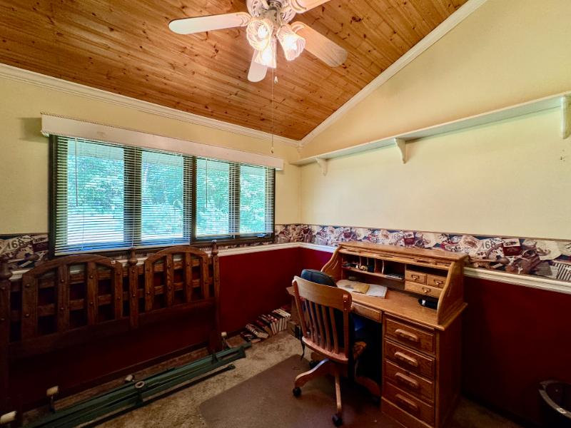 Sale Photo Thumbnail #36