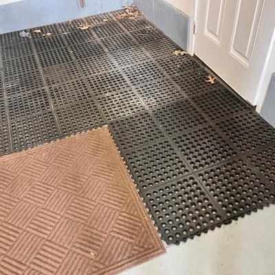 5 Interlocking Rubber Mats 