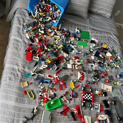 Large Collection Of Lego Pieces 