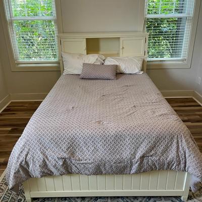 Full Bed With Built In Storage 