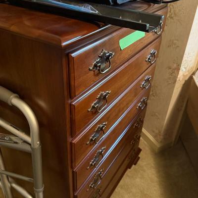 Sale Photo Thumbnail #99