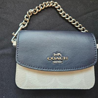 Sale Photo Thumbnail #154