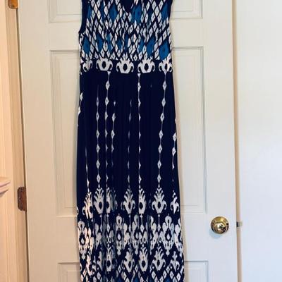 Sale Photo Thumbnail #542