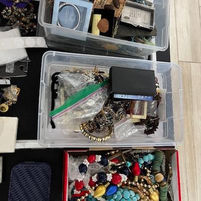 Sale Photo Thumbnail #5