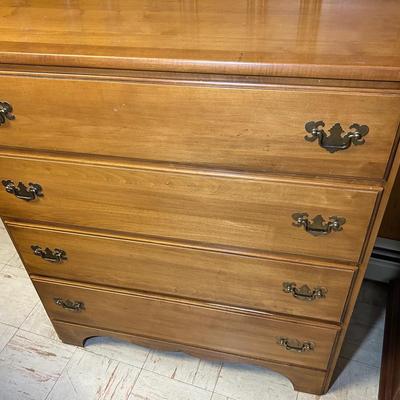 Solid Maple 4 Drawer Chest Of Drawers 
