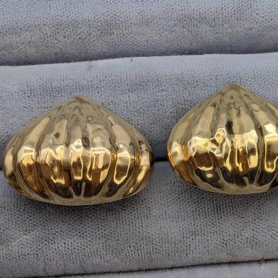 Pair Of 14K Gold Onion Dome Design Earrings 
