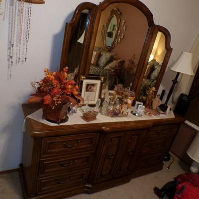 Sale Photo Thumbnail #60