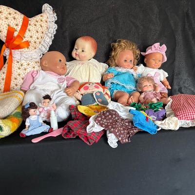 Playing Dolls