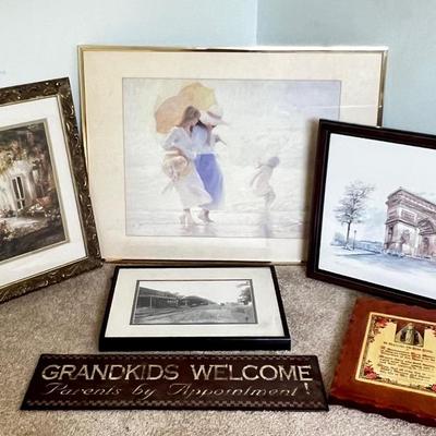 Unique Wall Decor 