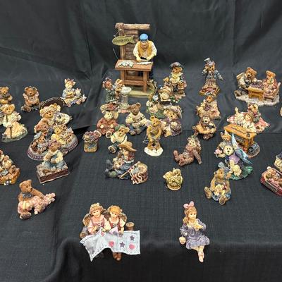 Lot 448: Large Lot of Boyds Bears & Friends Figurines – Over 50 Pieces, Including Retired & Limited 