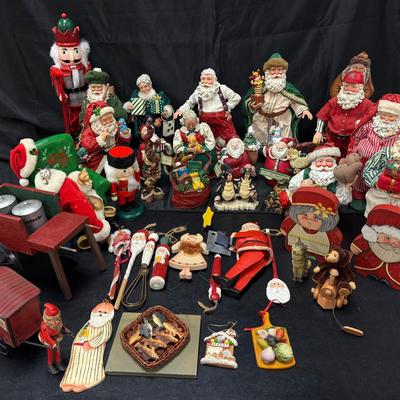 Lot 401: Large Vintage Santa & Christmas Decor Lot – Figurines, Ornaments & Collectibles