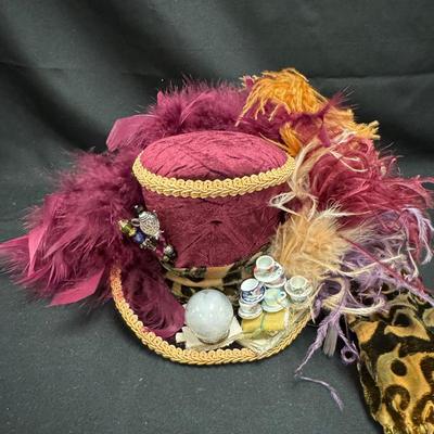 Lot 263: Chiki Bird Hat Studio Mystical Tea Time Mini Top Hat