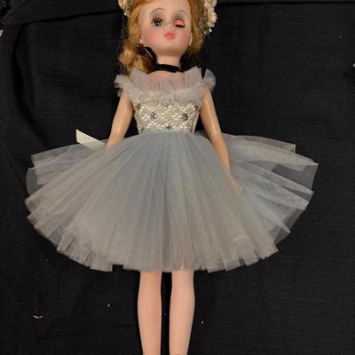 Lot 628: Vintage Madame Alexander “Elise” Ballerina Doll – 17” Blonde with Blue Tutu & Floral Headpi