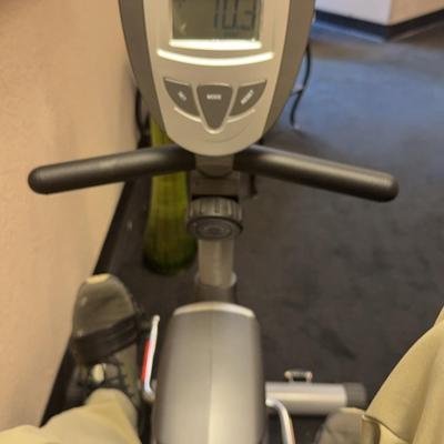 Lot 520: Exerputic, Therapeutic Fitness, Sitting Bicycle