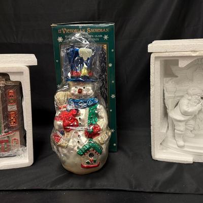 Lot 442: Department 56 Christmas Lot – DeHo Nightclub, 12” Victorian Snowman, Santa Fireplace Scen