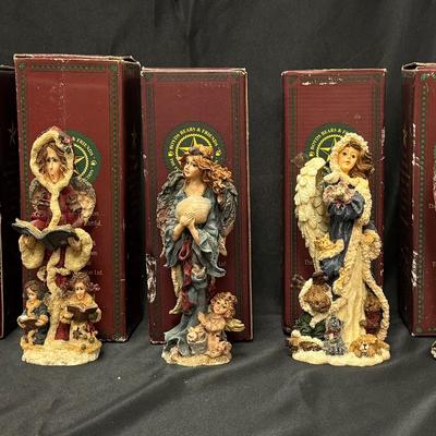 Lot 440: Boyds Bears & Friends Figurine Lot – 12 Figures with Boxes – Angels, Folkstone, Windsor Ser